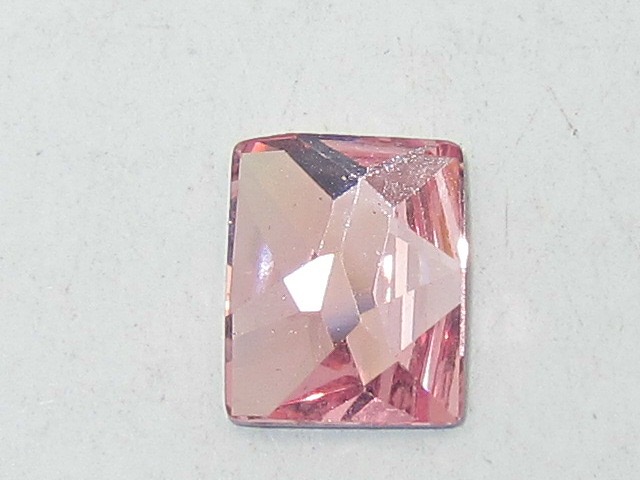 18 Pcs RECTANGLE 8x6mm LIGHT ROSE FLATBACK European Rhinestones